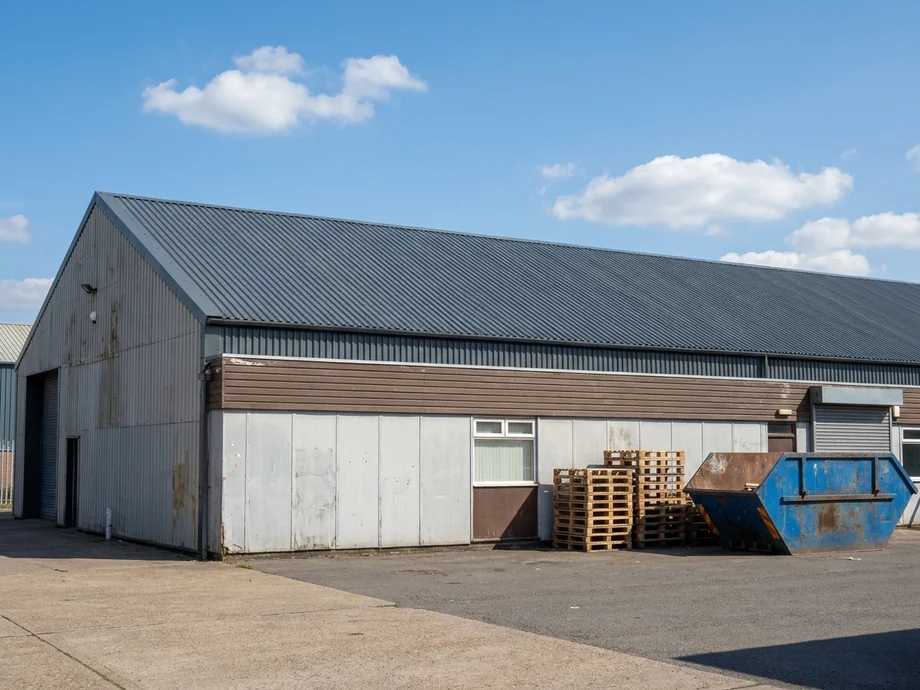 Commercial Roof Coatings That Extend Roof Life
