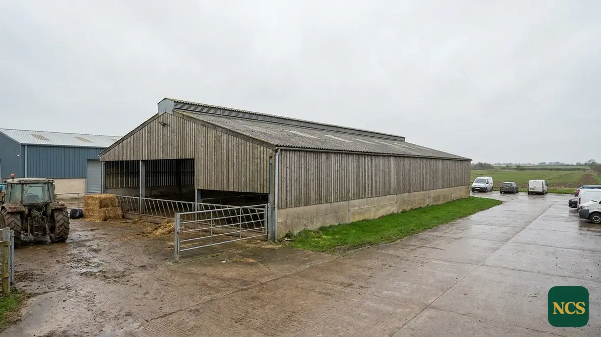 Barn Painters Gloucestershire on a Gloucestershire building