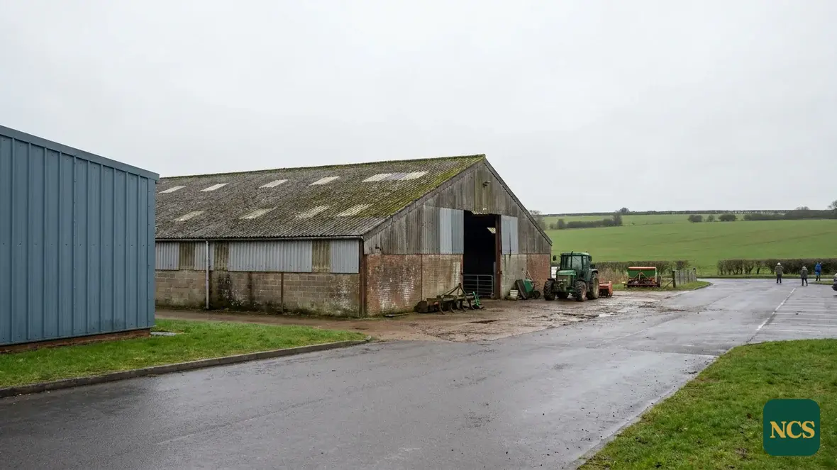 Farm Painters Berkshire on a Berkshire building