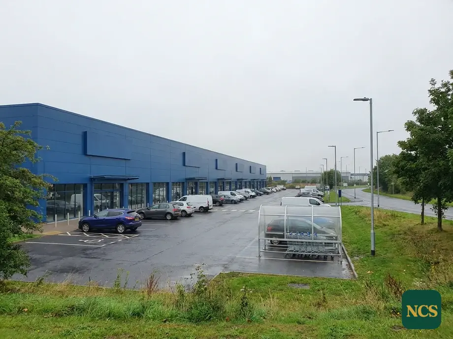 Retail park unit