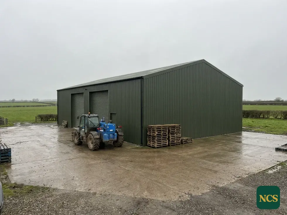 Agricultural building coating survey near Newark-on-Trent