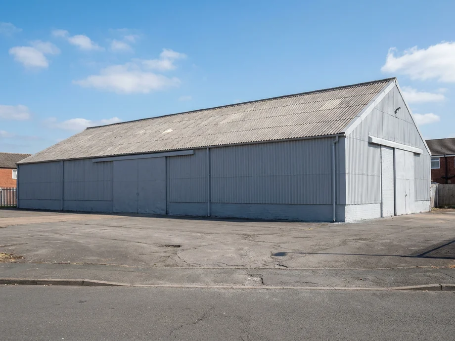 Asbestos roof encapsulation Nottingham starts with the building condition, not a generic price