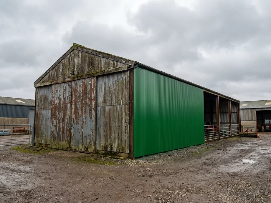 Coating work planned around a working farm