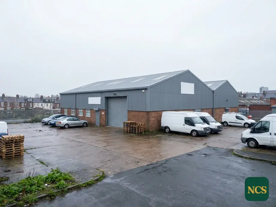 Asbestos Roof Encapsulation for Commercial Buildings